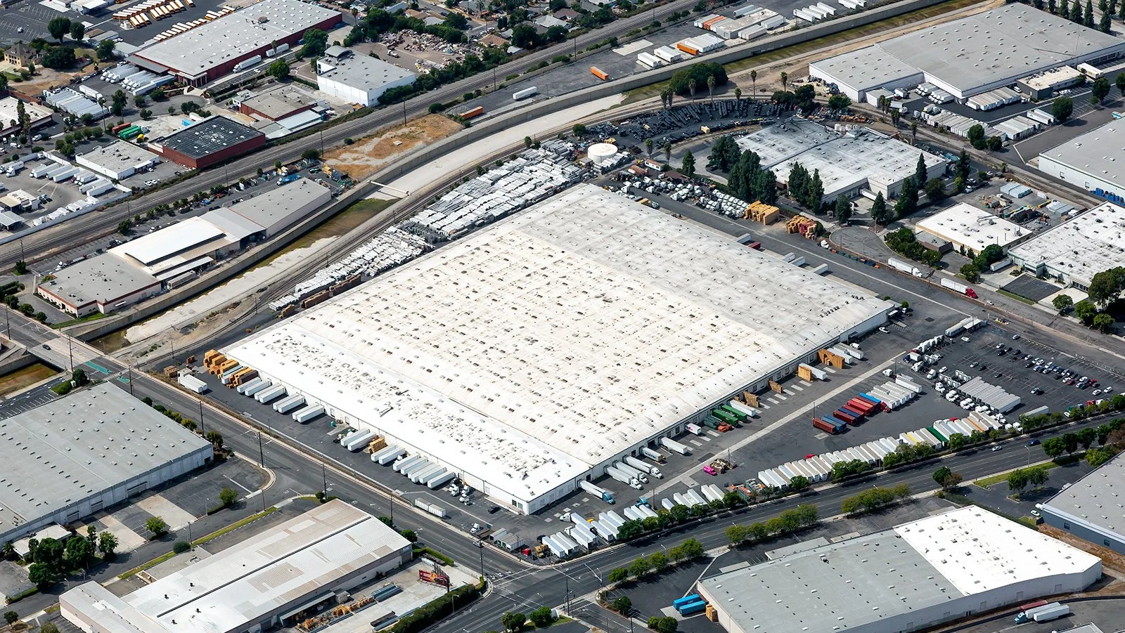 Multi-Site Commercial Roof Programs in Columbia, MO
