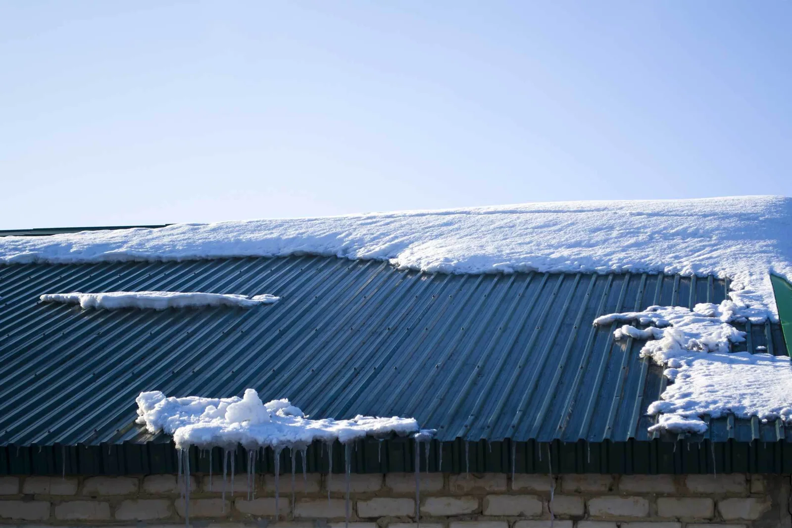 Commercial Snow and Ice Roof Damage Repair in Columbia, MO Commercial Snow and Ice Roof Damage Repair in Columbia, MO