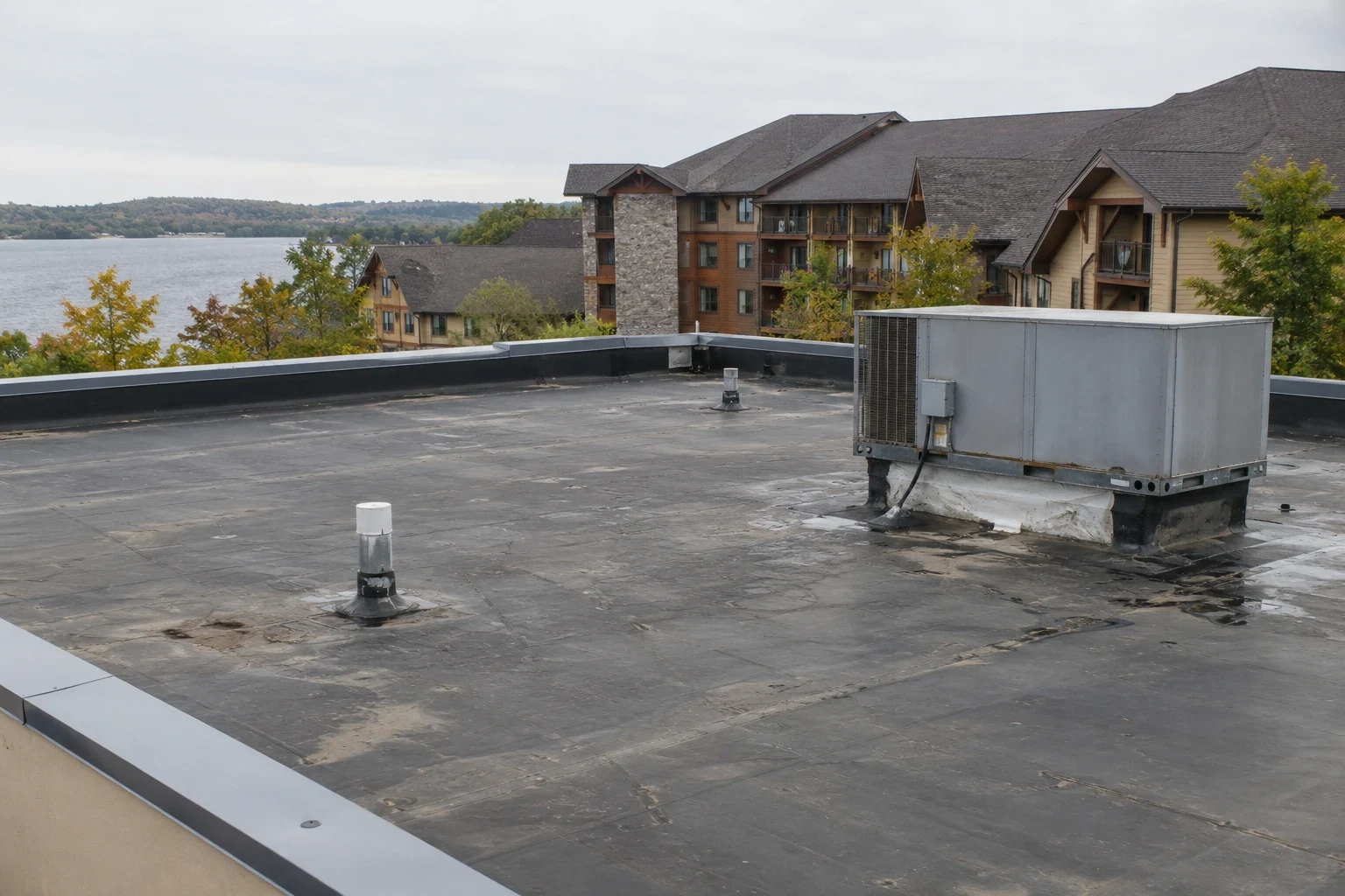 Commercial Roofing for Hospitality Groups in Columbia, MO Commercial Roofing for Hospitality Groups in Columbia, MO